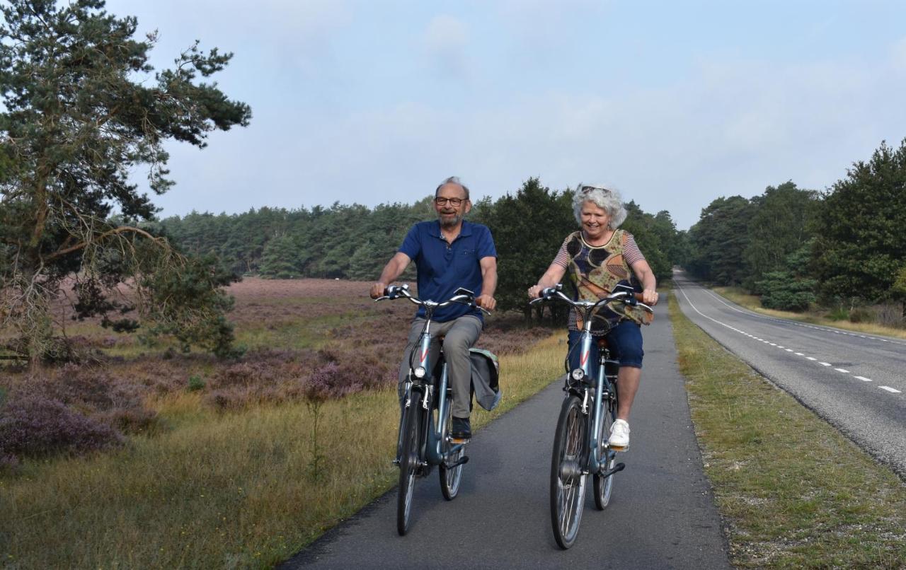 Chalet Op De Veluwe # Beuk プッテン エクステリア 写真